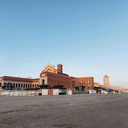 Sweet Home&Wellness Luxury Apartment Nettuno Extérieur photo