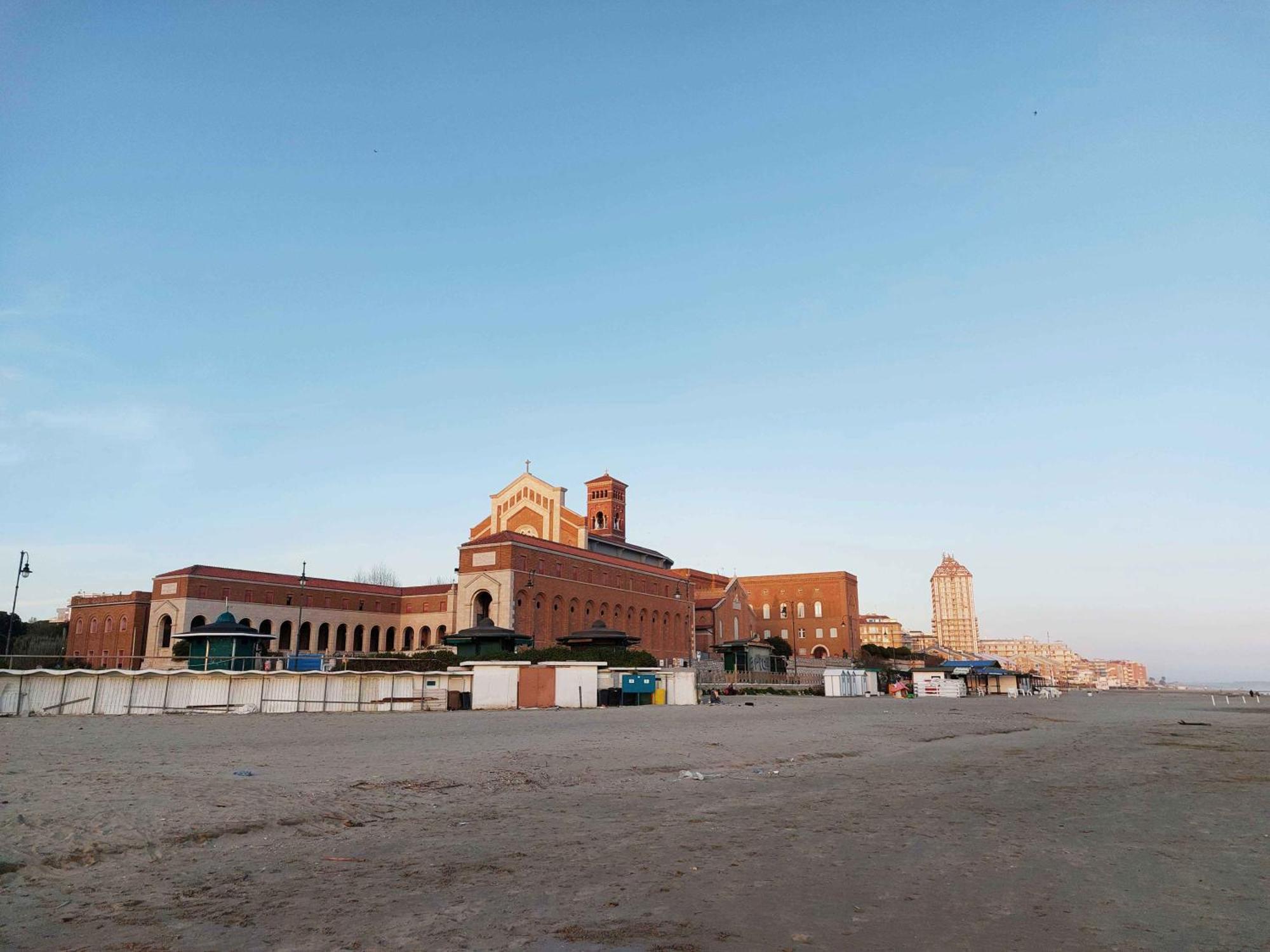Sweet Home&Wellness Luxury Apartment Nettuno Extérieur photo