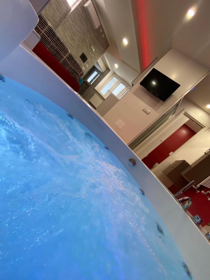 Sweet Home&Wellness Luxury Apartment Nettuno Extérieur photo