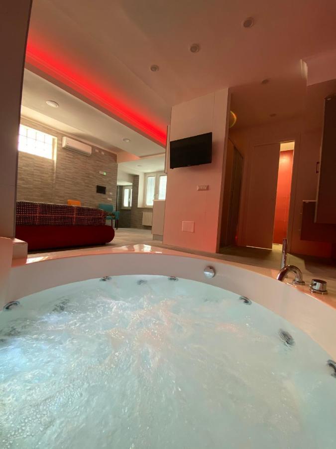 Sweet Home&Wellness Luxury Apartment Nettuno Extérieur photo